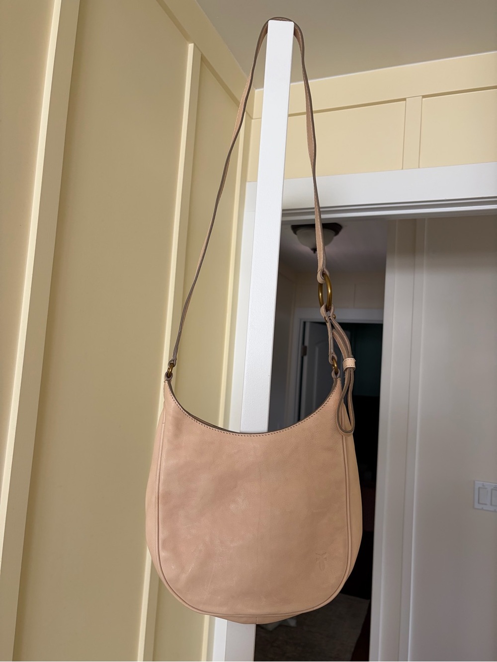 Frye NWT Madison crossbody bag in stone color